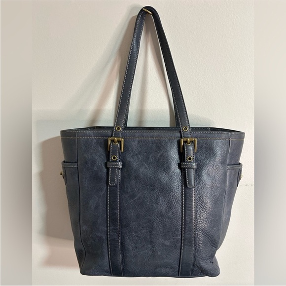 Coach Vintage 2005 Leatherware Tote in Navy Blue Leather – Style 1941 Collection - Picture 2 of 10